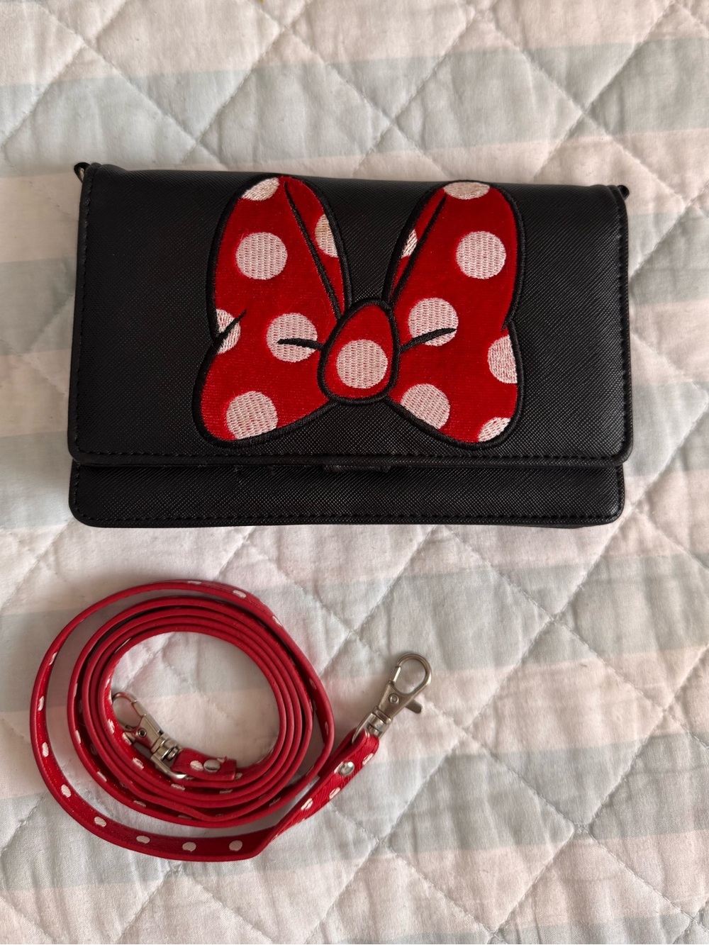 Minnie Mouse Black Crossbody Wallet with Red Polka Dot Bow
